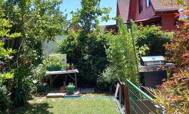 SE VENDE CASA  150 M2 , BUIN ,3 DORMITORIOS , 3 BAÑOS .
