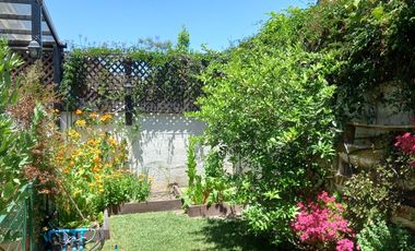 SE VENDE CASA  150 M2 , BUIN ,3 DORMITORIOS , 3 BAÑOS .