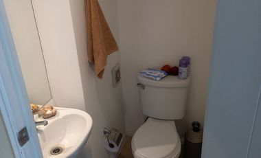 SE VENDE CASA  150 M2 , BUIN ,3 DORMITORIOS , 3 BAÑOS .
