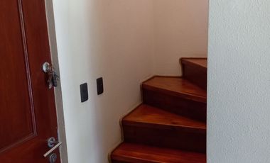 SE VENDE CASA  150 M2 , BUIN ,3 DORMITORIOS , 3 BAÑOS .