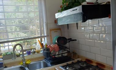 SE VENDE CASA  150 M2 , BUIN ,3 DORMITORIOS , 3 BAÑOS .