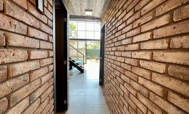 Loft en venta con piscina privada en Xochitepec, Morelos.