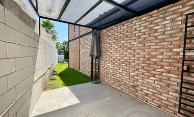 Loft en venta con piscina privada en Xochitepec, Morelos.