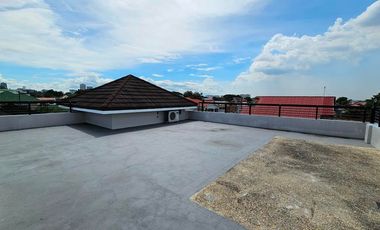 WELL MAINTAINED SINGLE DETACHED HOUSE AND LOT IN ENCLAVE OF BF HOMES PARAÑAQUE CITY