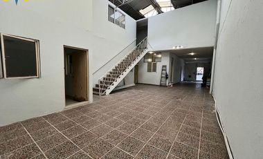Edificio de 8 cubículos ideal para oficina en Ecatepec, EdoMex