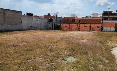 Terreno 650 m2, Plano, con barda perimetral y portón. a 300 m del centro de Tepotzotlán