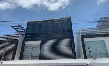 CASA EN CUAUTLANCINGO 3 RECAMARAS CON BAÑO, JARDIN, ROOF GARDEN