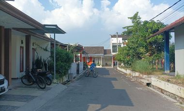 [081843---- - WAHYU] Dijual Rumah Second Baru Renovasi Di Kharisma Residence Tarogong Garut