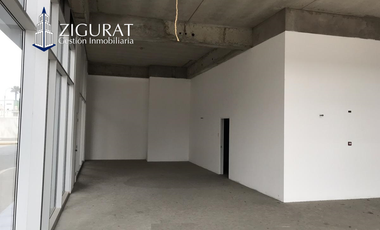 Local comercial en La Alborada - Santiago de Surco