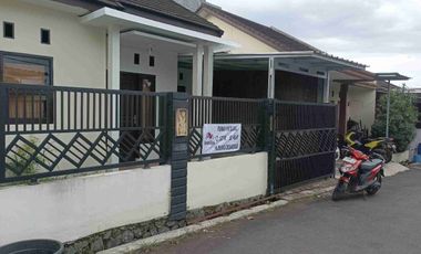 JARANG ADA! Rumah Luas Dekat Kampus Uniga Tarogong dan Pemda Garut