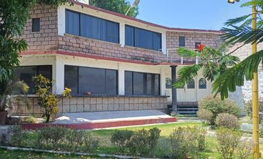 Casa en venta en Zacatepec Morelos con Jardín de eventos