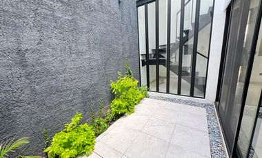 Casa en venta en Aguascalientes, Res. Santa Barbara