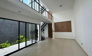 Casa en venta en Aguascalientes, Res. Santa Barbara