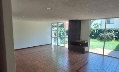 Bonita casa en Venta, Jardines de la Florida, en Naucalpan. Fraccionamiento cerrado.