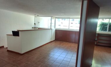 Bonita casa en Venta, Jardines de la Florida, en Naucalpan. Fraccionamiento cerrado.