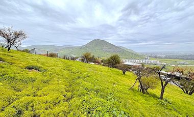 Terreno en cerro con vista despejada al Valle de Chicureo, La Reserva