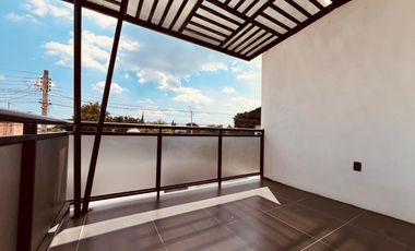 CASA EN VENTA CON ALBERCA, A 5 MIN. DE CENTRAL DE ABASTOS DE CUAUTLA, MOR.