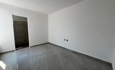 CASA EN VENTA CON ALBERCA, A 5 MIN. DE CENTRAL DE ABASTOS DE CUAUTLA, MOR.