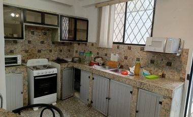 ALQUILER DEPARTAMENTO AMOBLADO PLANTA BAJA EN KENNEDY NUEVA