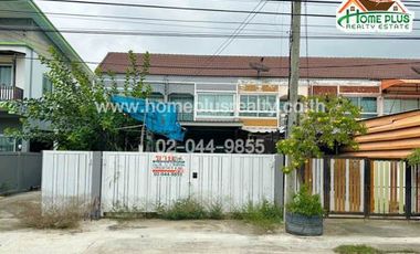 หมู่บ้านเปี่ยมสุข11 (หลังมุม) อำเภอเมือง อ่างทอง ตรงข้ามจวนผู้ว่าราชการจังหวัดอ่างทอง