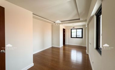 PRICE DROP! Verdana Homes 5-Bedroom 5BR House and Lot for Sale in Bacoor, Cavite