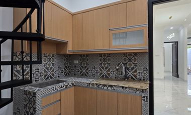 Rumah baru akses jalan lebar di komplek pondok kelapa jakarta timur
