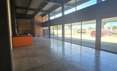 LOCAL COMERCIAL EN RENTA EN SAN MATEO ATENCO, EDOMEX.