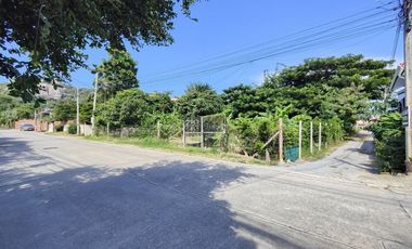 100 TW | Prime Home Building Plot!  Conveniently Located In Soi 94 Area