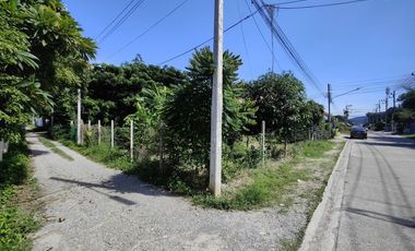 100 TW | Prime Home Building Plot!  Conveniently Located In Soi 94 Area