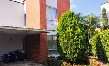 VENDO CASA EN LA MORADA CALI VALLE DEL CAUCA