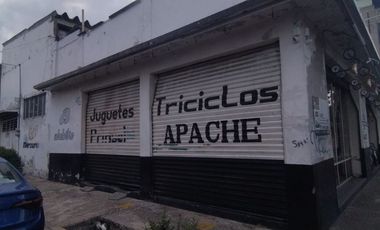 Local en renta en Agua Azul Sección Pirules, Nezahualcóyotl, México