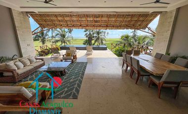 Hermosa casa en renta vacacional para 10 personas. Con alberca privada, vista al campo de golf y al mar