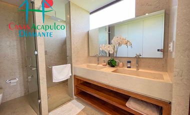 Hermosa casa en renta vacacional para 10 personas. Con alberca privada, vista al campo de golf y al mar