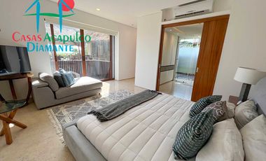 Hermosa casa en renta vacacional para 10 personas. Con alberca privada, vista al campo de golf y al mar