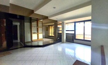 CASA EN RENTA 3 RECAMARAS, JUNTO A PLAZA GALERIAS Y AV. VALLARTA.