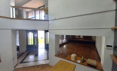 CASA EN RENTA 3 RECAMARAS, JUNTO A PLAZA GALERIAS Y AV. VALLARTA.