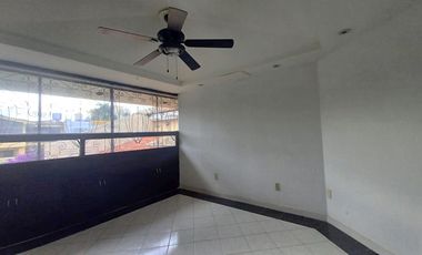 CASA EN RENTA 3 RECAMARAS, JUNTO A PLAZA GALERIAS Y AV. VALLARTA.