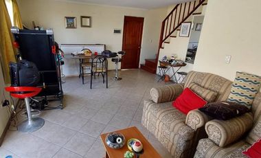 CASA VALLES DEL COUNTRY - TALCA