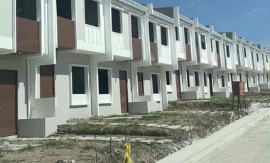 Affordable House and Lot Townhouse unit For Sale in Tanjay Negros Oriental