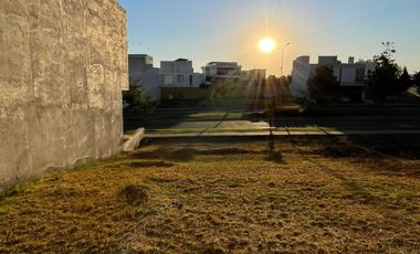 Terreno Residencial en Venta en Boulevard Valle Imperial - Excelente Ubicación