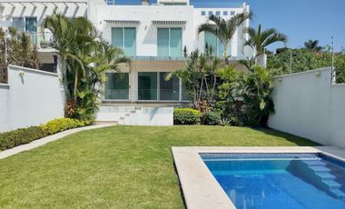 Casa Estilo contemporáneo En Burgos de Cuernavaca, Temixco Morelos.