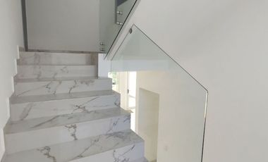 Casa Estilo contemporáneo En Burgos de Cuernavaca, Temixco Morelos.