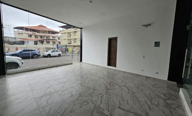 Alquilo local comercial edificio Platinum