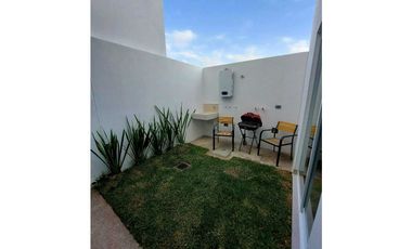 HERMOSA CASA EN RESIDENCIAL ARROYO BRUNET