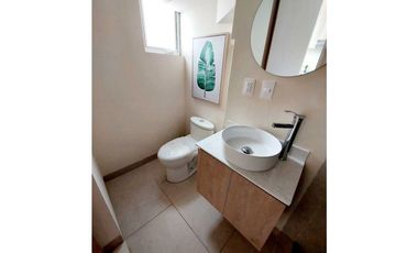 HERMOSA CASA EN RESIDENCIAL ARROYO BRUNET