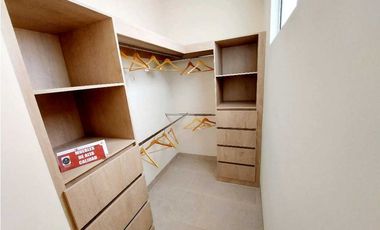 HERMOSA CASA EN RESIDENCIAL ARROYO BRUNET