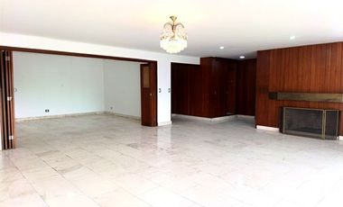 Ocasión: Vendo departamento de 229 m2 en zona exclusiva de San Isidro a excelente precio..