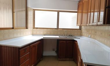 Ocasión: Vendo departamento de 229 m2 en zona exclusiva de San Isidro a excelente precio..