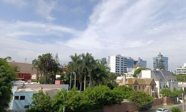 Ocasión: Vendo departamento de 229 m2 en zona exclusiva de San Isidro a excelente precio..