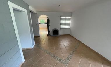 ¡Gran Oportunidad de Casa Finca en Sabaneta, Sector Las Brisas!